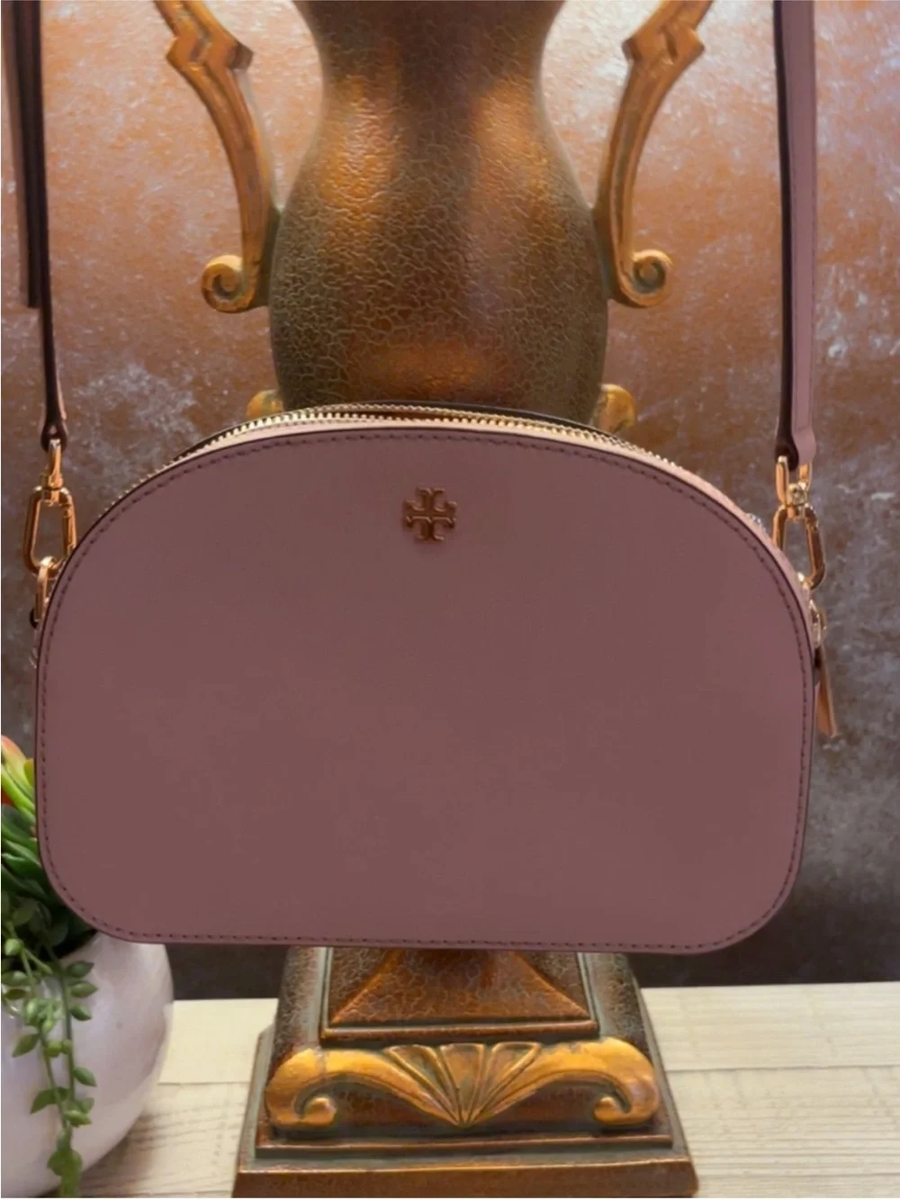 NWOT ~ Authentic Tory Burch Pale Pink Leather Crossbody